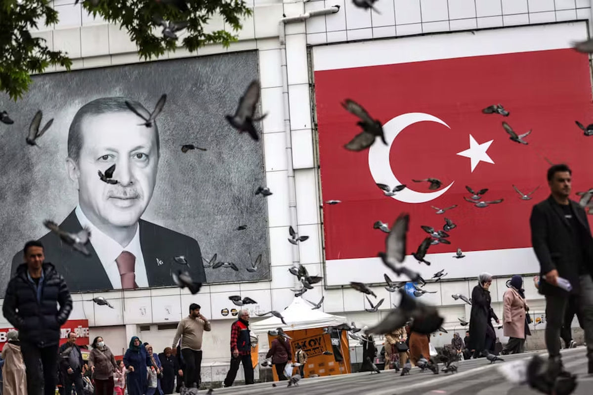 یادداشن امیرحسین ابراهیمی: اردوغان در تنگنا: جدال با موج جدید اعتراضات، رکود اقتصادی و فشار بین‌المللی